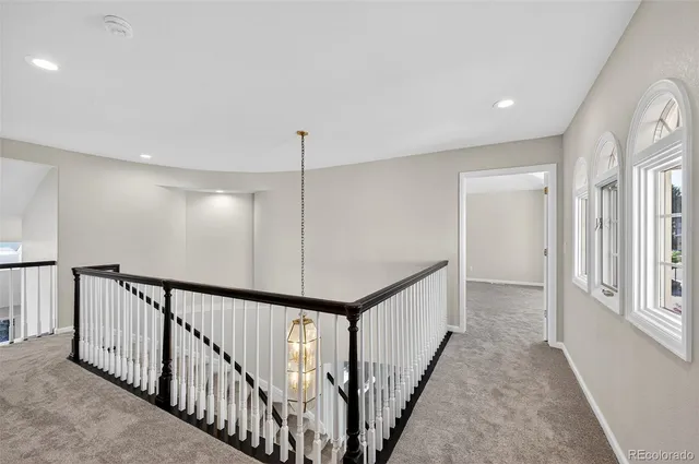 a view of empty room with window