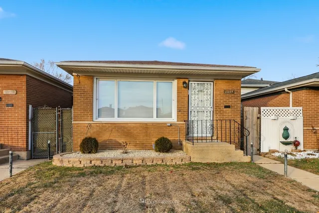 $299,900 | 2754 East 127th Street, Chicago, IL 60633