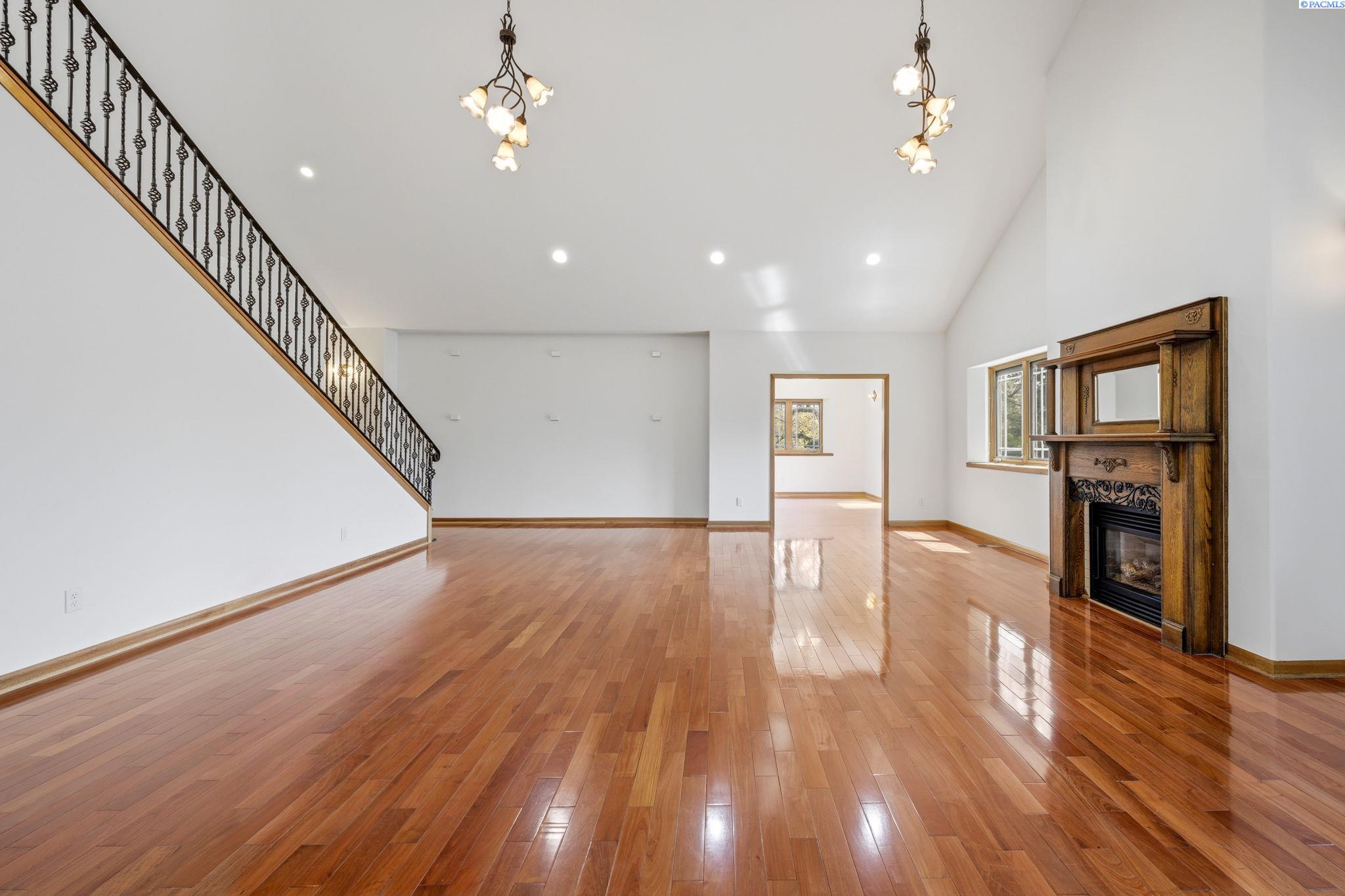 651 Klemgard Road Pullman, WA 99163 - Photo 8 of 50 Gallery Image 8