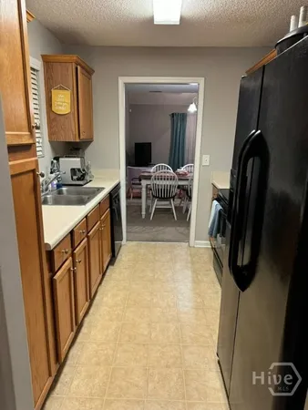 $2,100 | 431 Bridgewater Way, Athens, GA 30601
