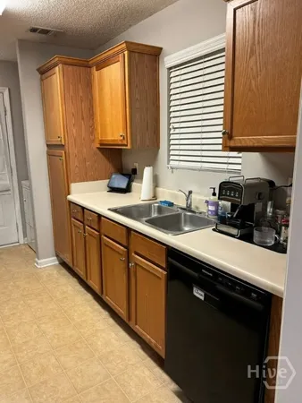 $2,100 | 431 Bridgewater Way, Athens, GA 30601