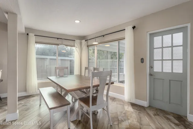 $2,500 | 33 West Melbourne Avenue, Melbourne, FL 32901