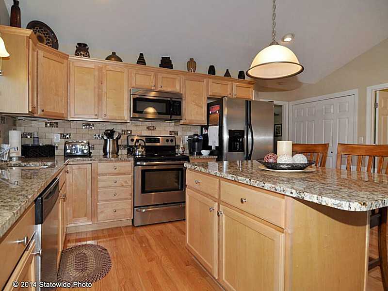 19 Mill Pond Road, Unit 19 Burrillville, RI 02830 - Photo 9 of 24 Kitchen.