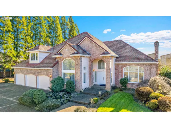 $1,089,000 | 822 Northwest Turnberry Terrace, Beaverton, OR 97006