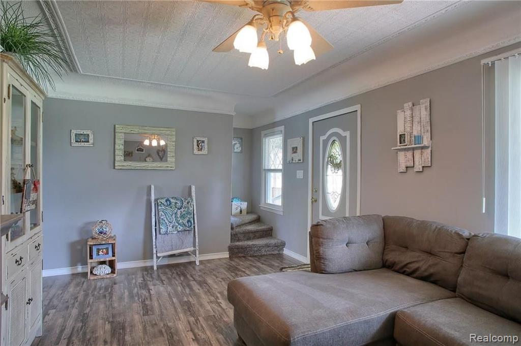 32560 Sutton Road Chesterfield, MI 48047 - Photo 5 of 35