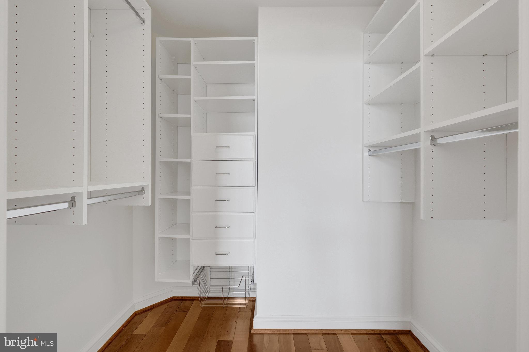 11990 Market Street, Unit 907 Reston, VA 20190 - Photo 26 of 92 Gallery Image 26