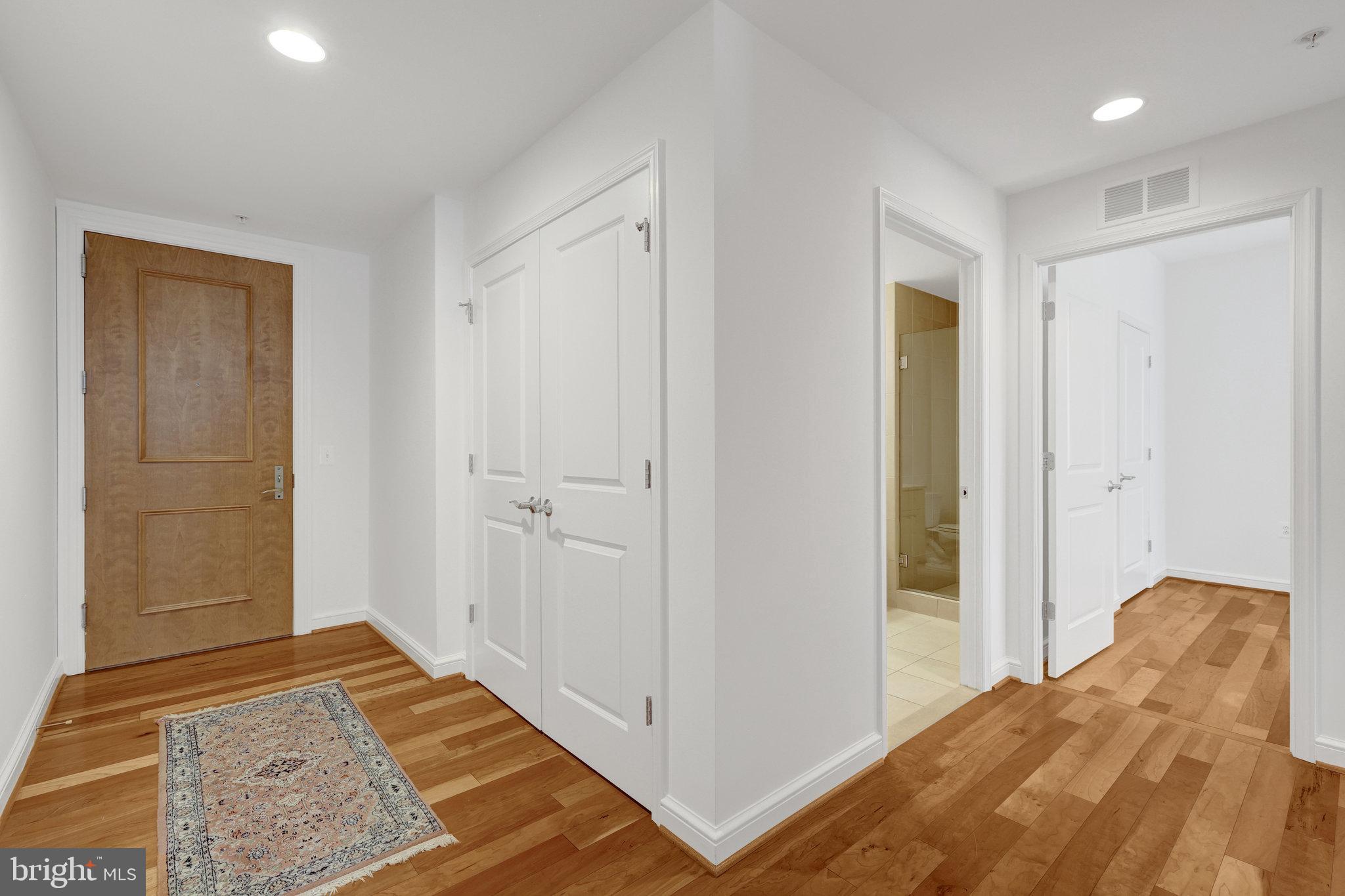 11990 Market Street, Unit 907 Reston, VA 20190 - Photo 31 of 92 Gallery Image 31
