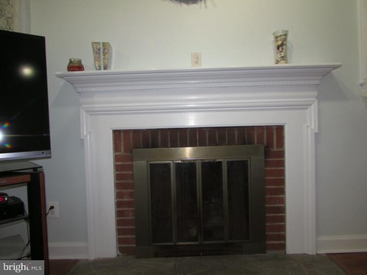 205 Barren Road Newtown Square, PA 19073 - Photo 4 of 24 Fireplace