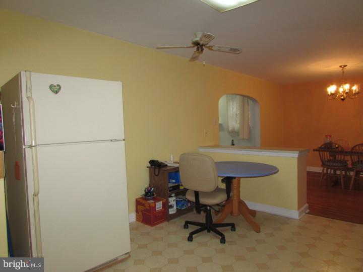 205 Barren Road Newtown Square, PA 19073 - Photo 6 of 24 Kitchen