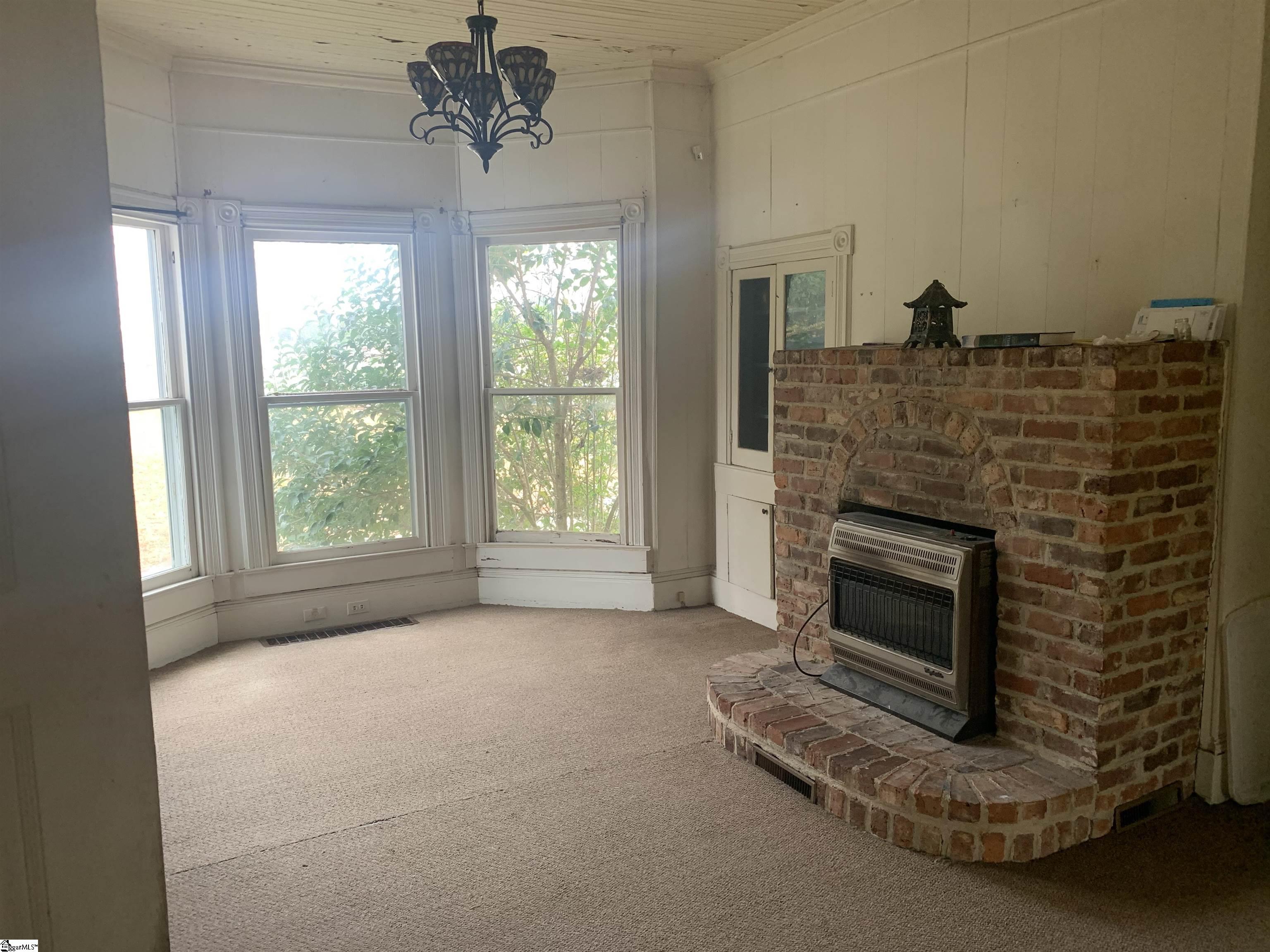 5994 North Old Laurens Road Gray Court, SC 29645 - Photo 5 of 9 Gallery Image 5