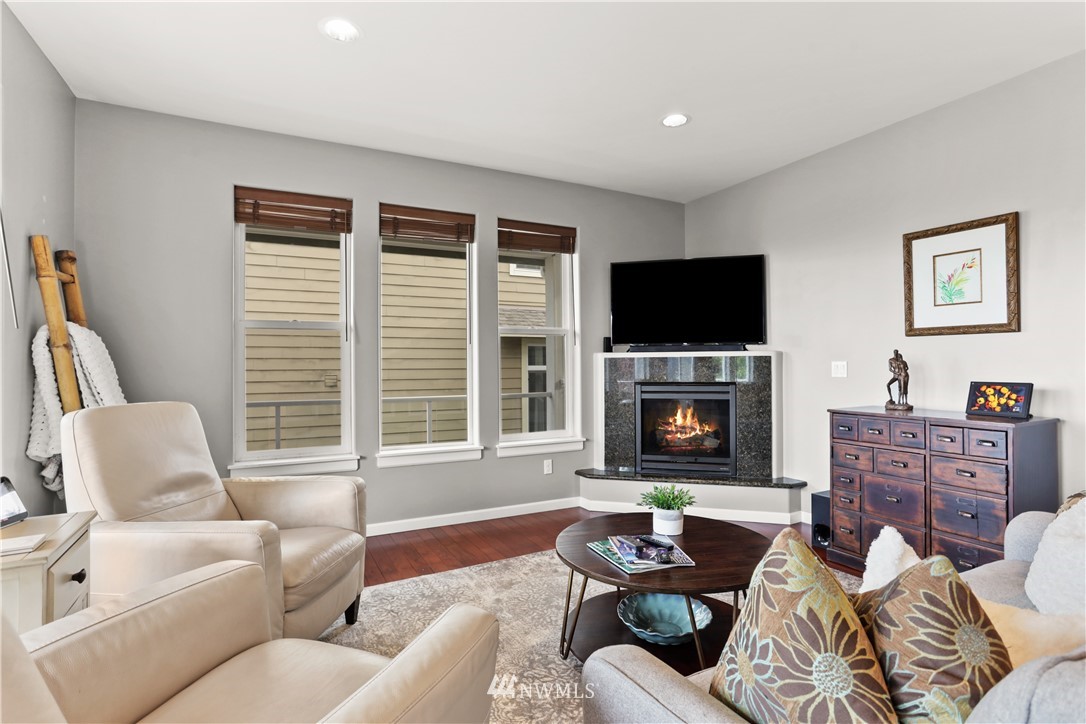353 Bronson Way Northeast Renton, WA 98056 - Photo 14 of 36