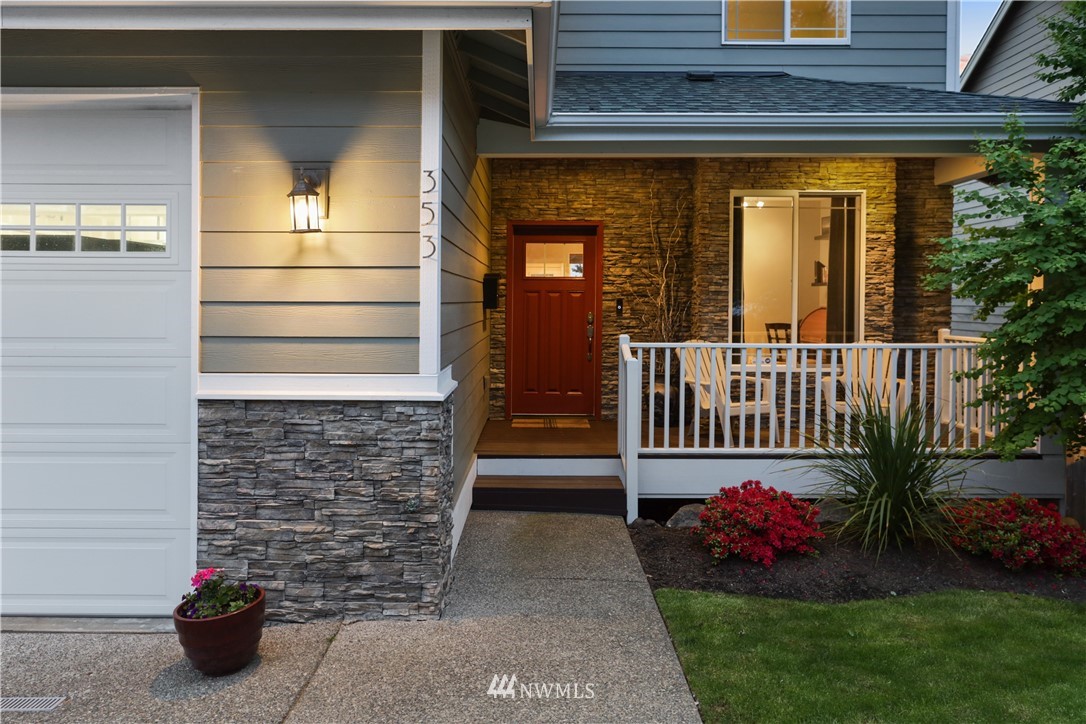 353 Bronson Way Northeast Renton, WA 98056 - Photo 5 of 36