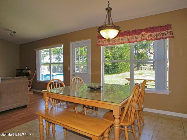 2910 Longleaf Ranch Circle Middleburg, FL 32068 - Photo 13 of 26 Breakfast Area View 2