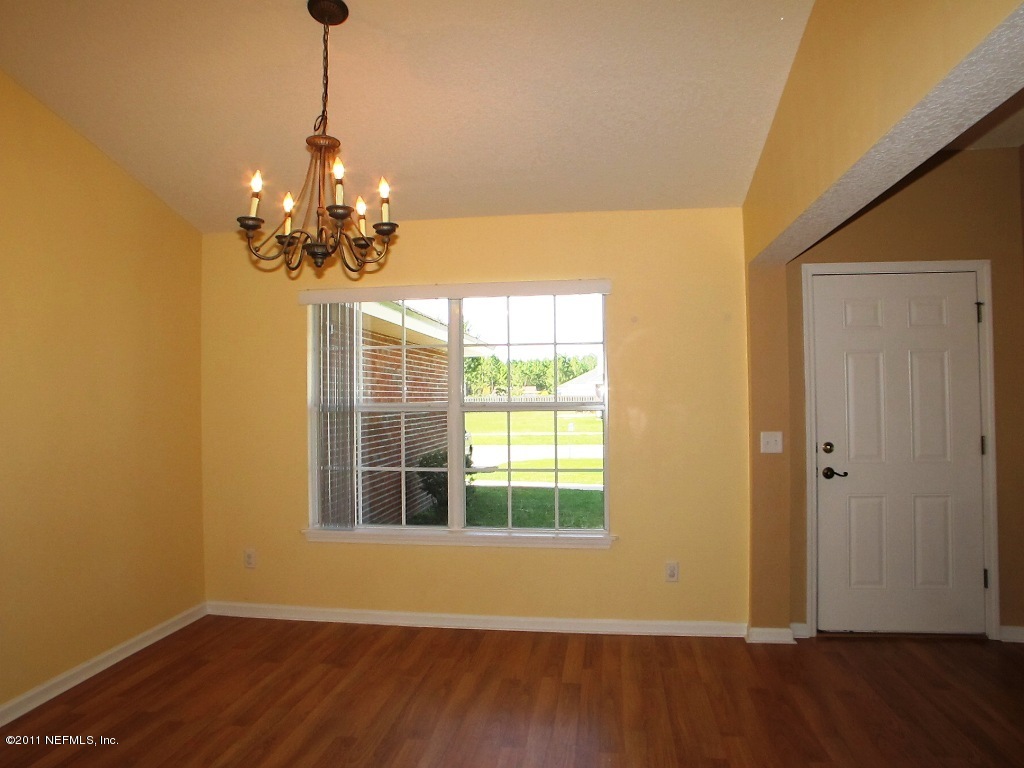 2910 Longleaf Ranch Circle Middleburg, FL 32068 - Photo 5 of 26 Dining Room