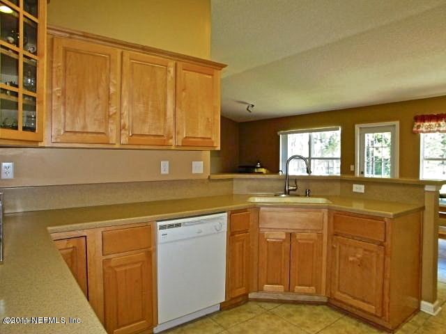 2910 Longleaf Ranch Circle Middleburg, FL 32068 - Photo 9 of 26 Kitchen View 2