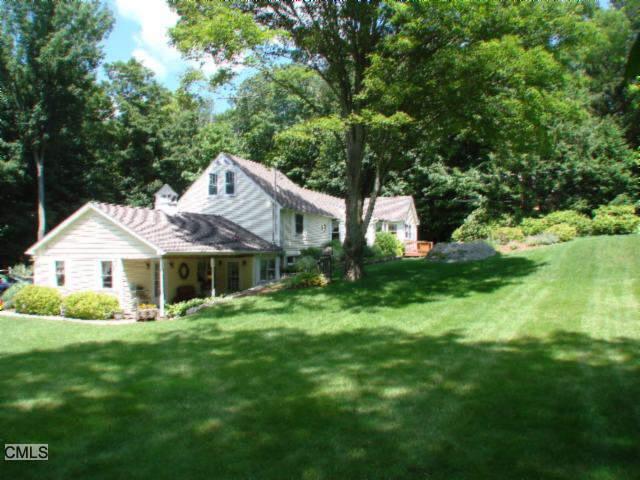 229 Laurel Road Stamford, CT 06903 - Photo 1 of 1 Gallery Image 1