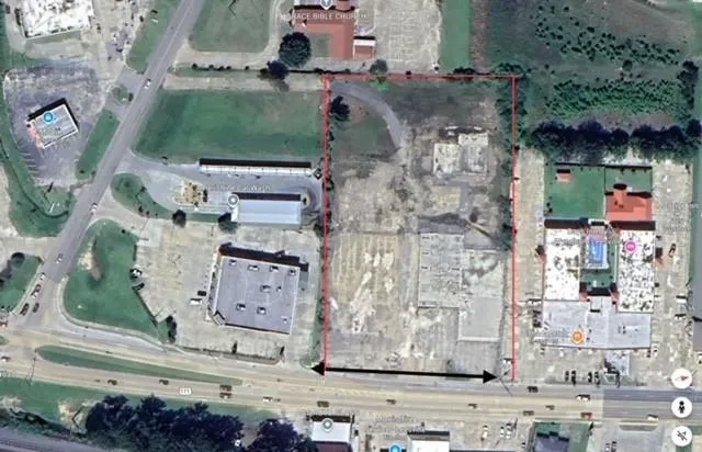 $1,650,000 | 2000 South 5th Street, Leesville, LA 71446