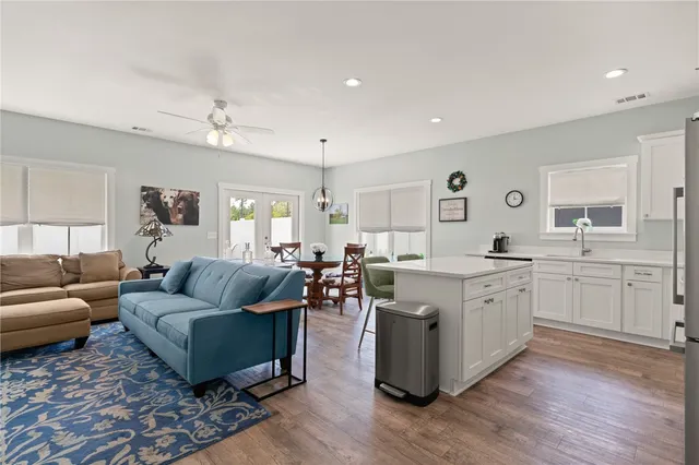 $322,500 | 1616 Ashantilly Drive, Darien, GA 31305