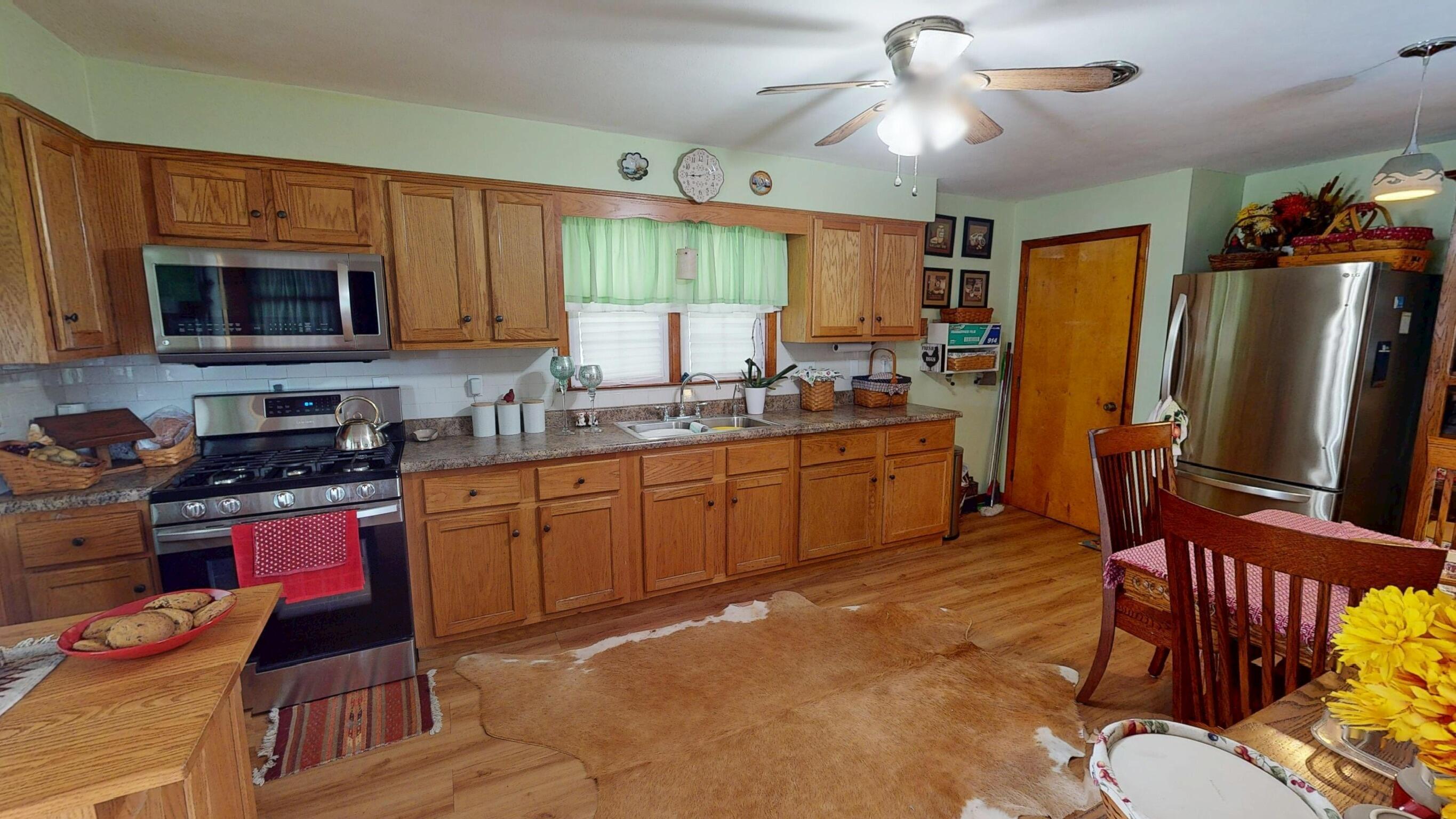 220 F Johnson Road Jamestown, KY 42629 - Photo 6 of 58 Kitchen