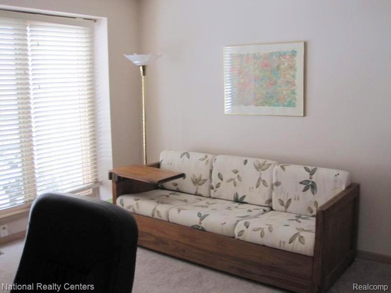 620 Sandalwood Road Canton, MI 48188 - Photo 7 of 25 Den 1
