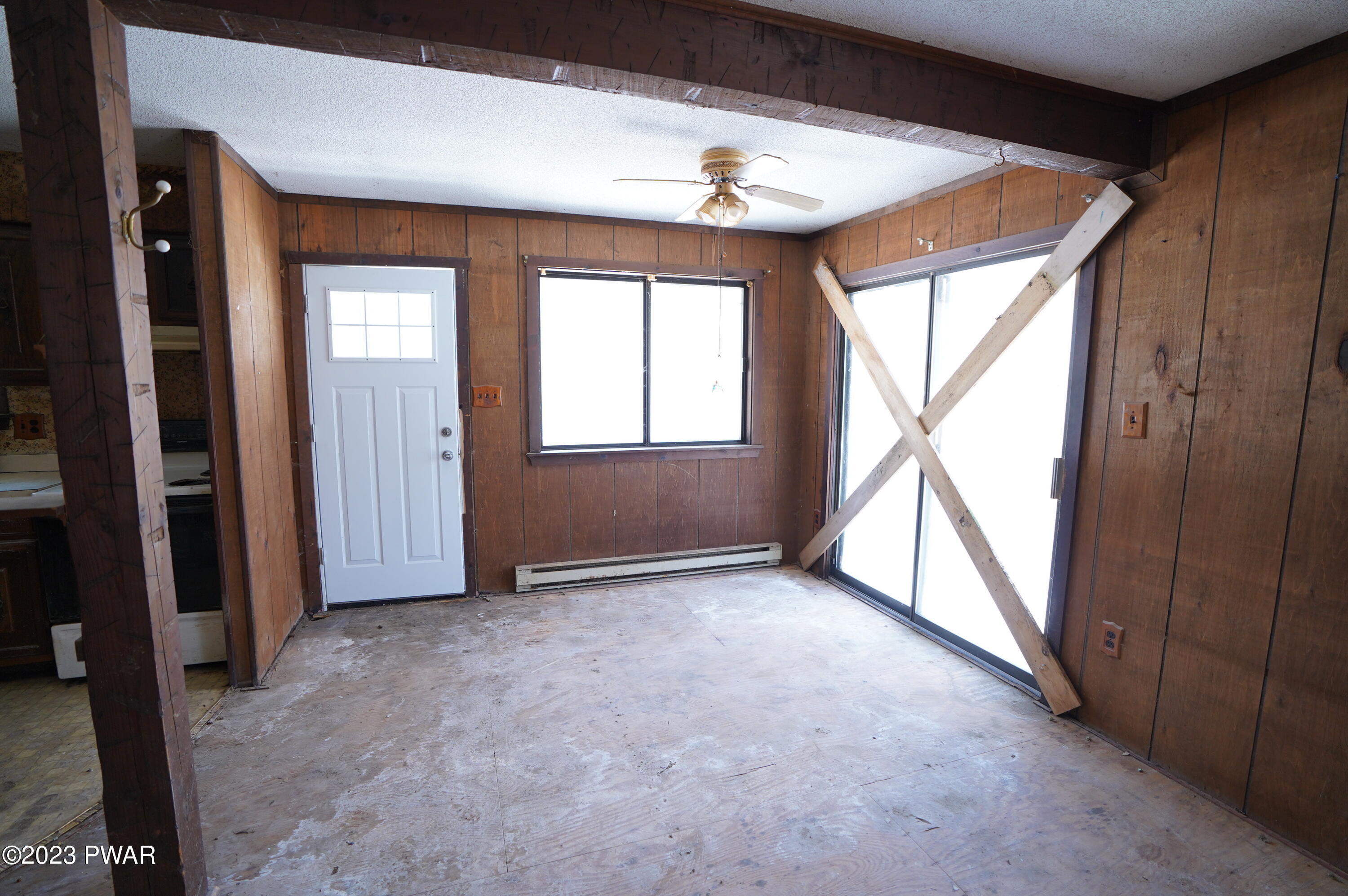 70 Hummingbird Lane Hawley, PA 18428 - Photo 9 of 23 DSC03762