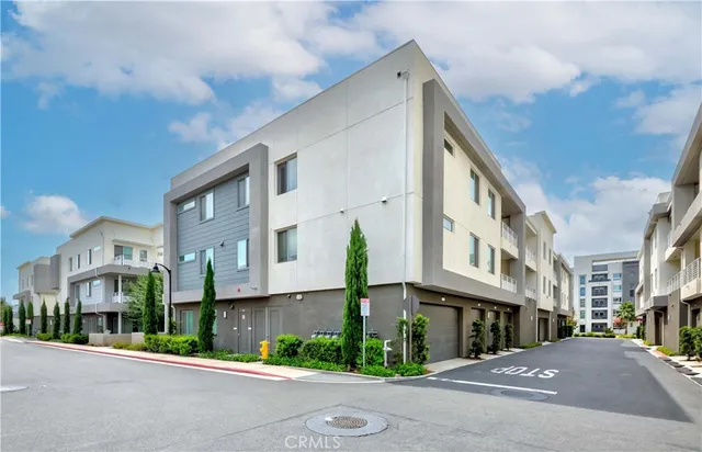 $874,900 | 1893 Union Street, Unit 122, Anaheim, CA 92805