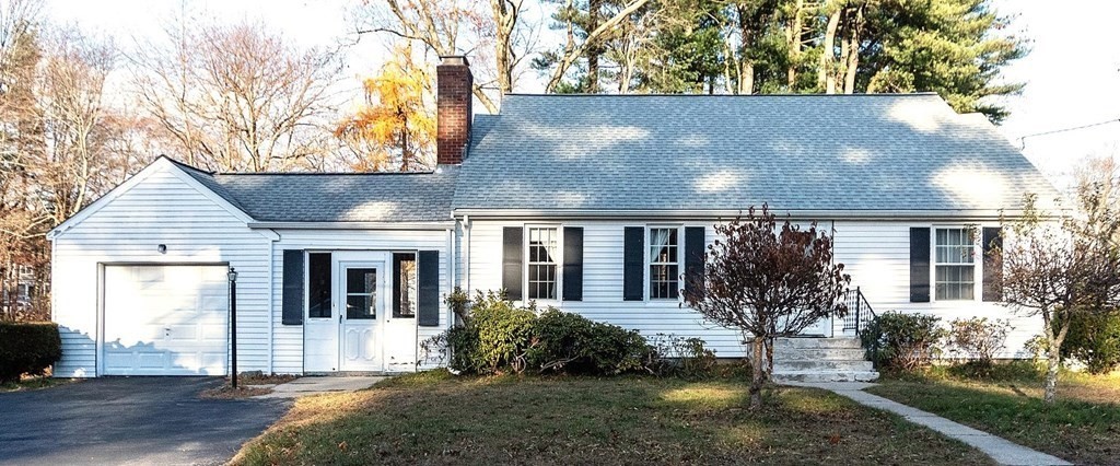 6 Clifton Road Natick, MA 01760 - Photo 1 of 38 Gallery Image 1