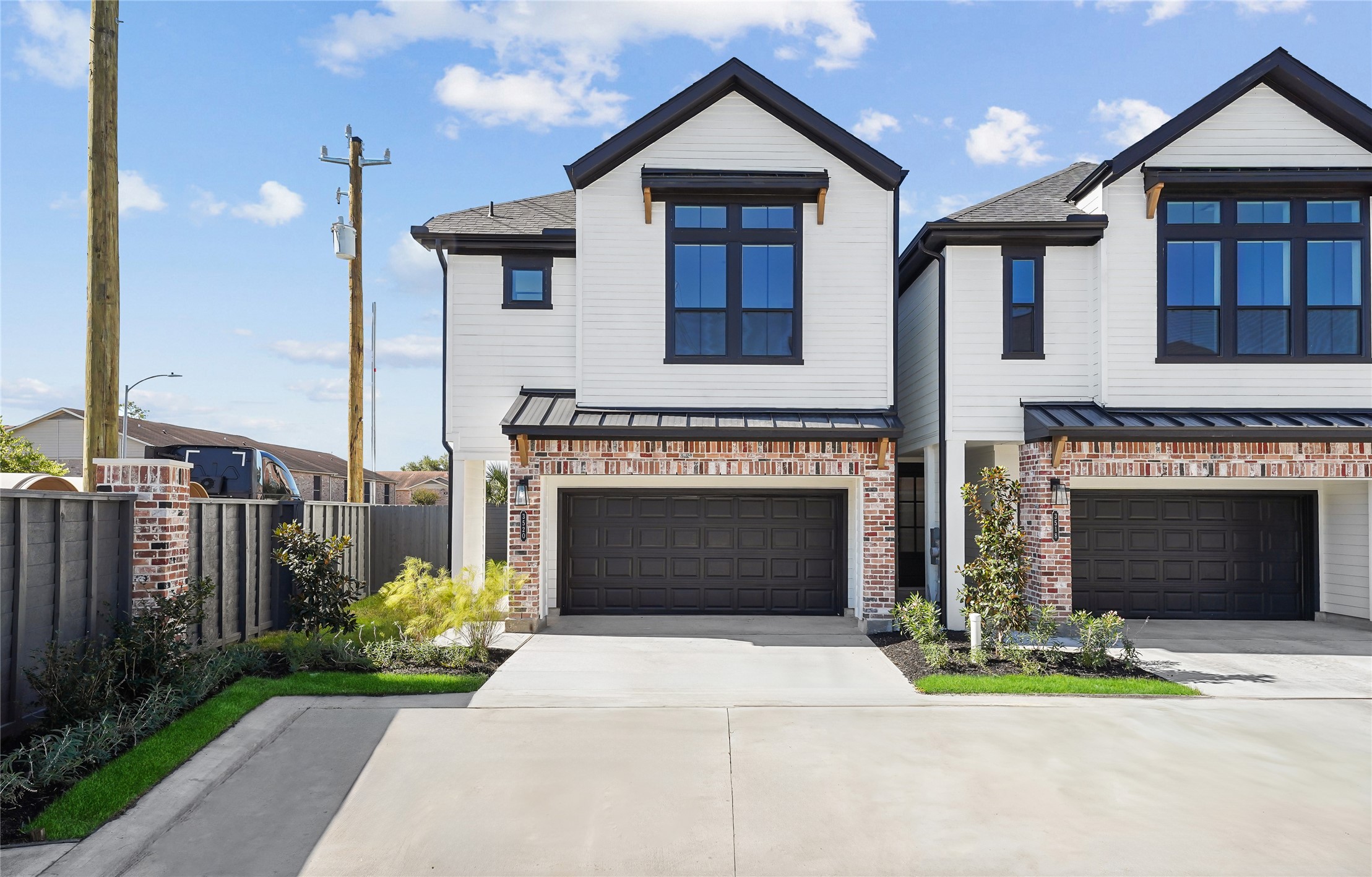 9221 Washington Heights Street Houston, TX 77063 - Photo 3 of 31