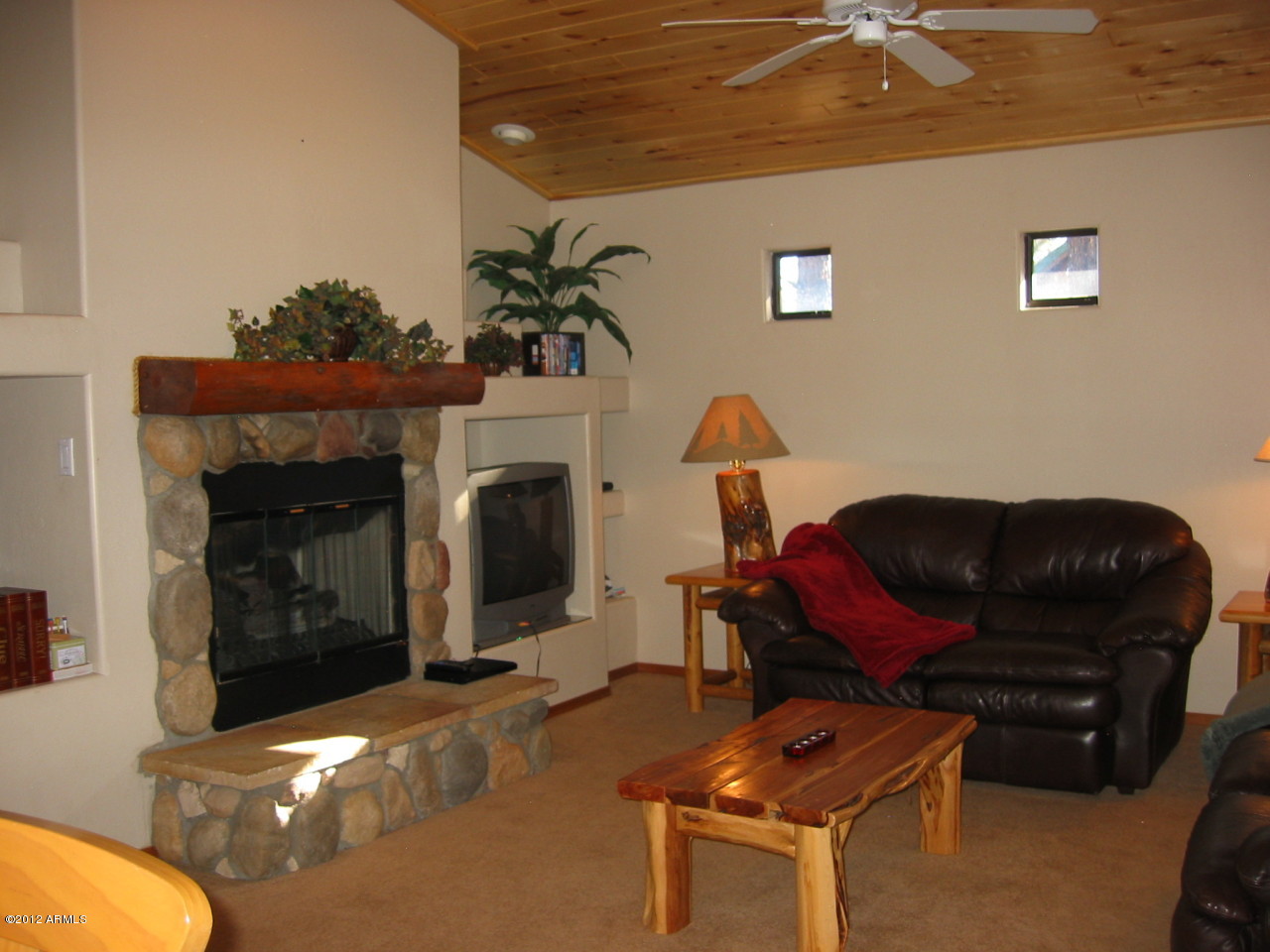 Cabin H Bison Rnch Trail Overgaard, AZ 85933 - Photo 3 of 9 Living Room
