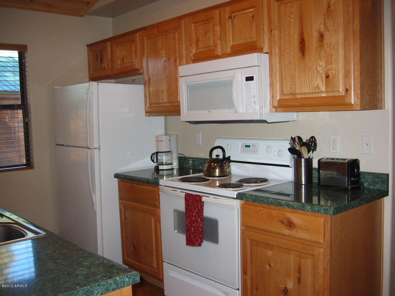 Cabin H Bison Rnch Trail Overgaard, AZ 85933 - Photo 5 of 9 Kitchen