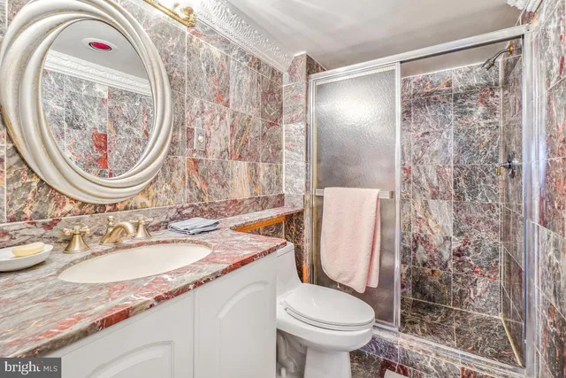 a view of a flower in a garden