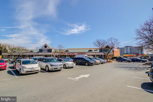 a view of a outdoor space