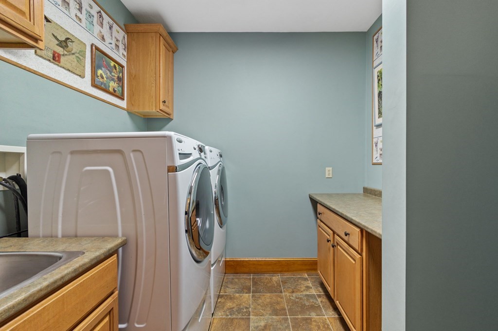 17 Hitching Post Road Lakeville, MA 02347 - Photo 25 of 42 Gallery Image 25