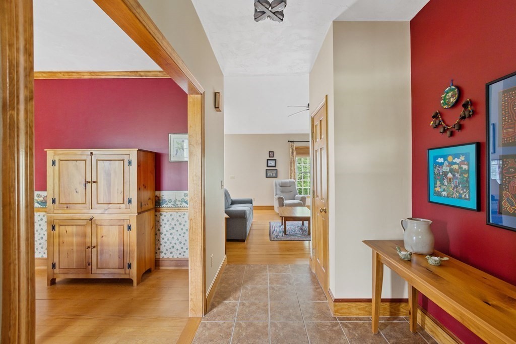 17 Hitching Post Road Lakeville, MA 02347 - Photo 10 of 42 Gallery Image 10