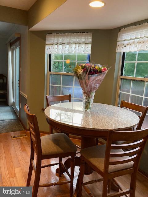430 Ellis Road Langhorne, PA 19047 - Photo 14 of 36 Eat In Kitchen
