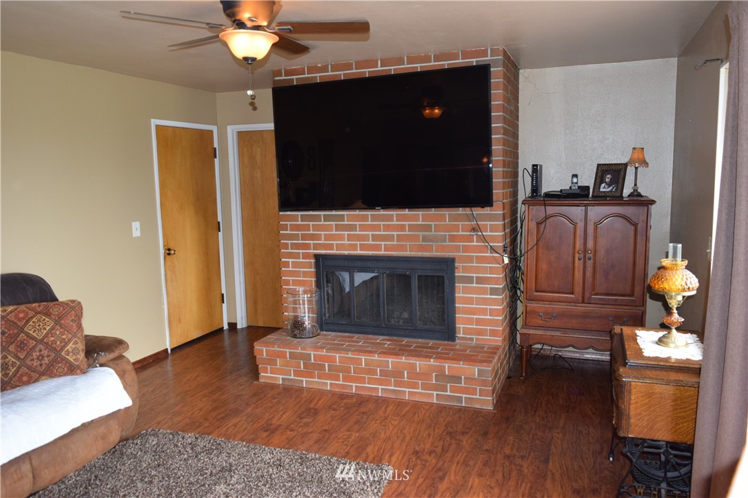 32 Channel View Lane Hoquiam, WA 98550 - Photo 14 of 25 Gallery Image 14
