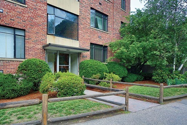 563 Washington Street, Unit 25 Brookline, MA 02446 - Photo 6 of 6 Gallery Image 6