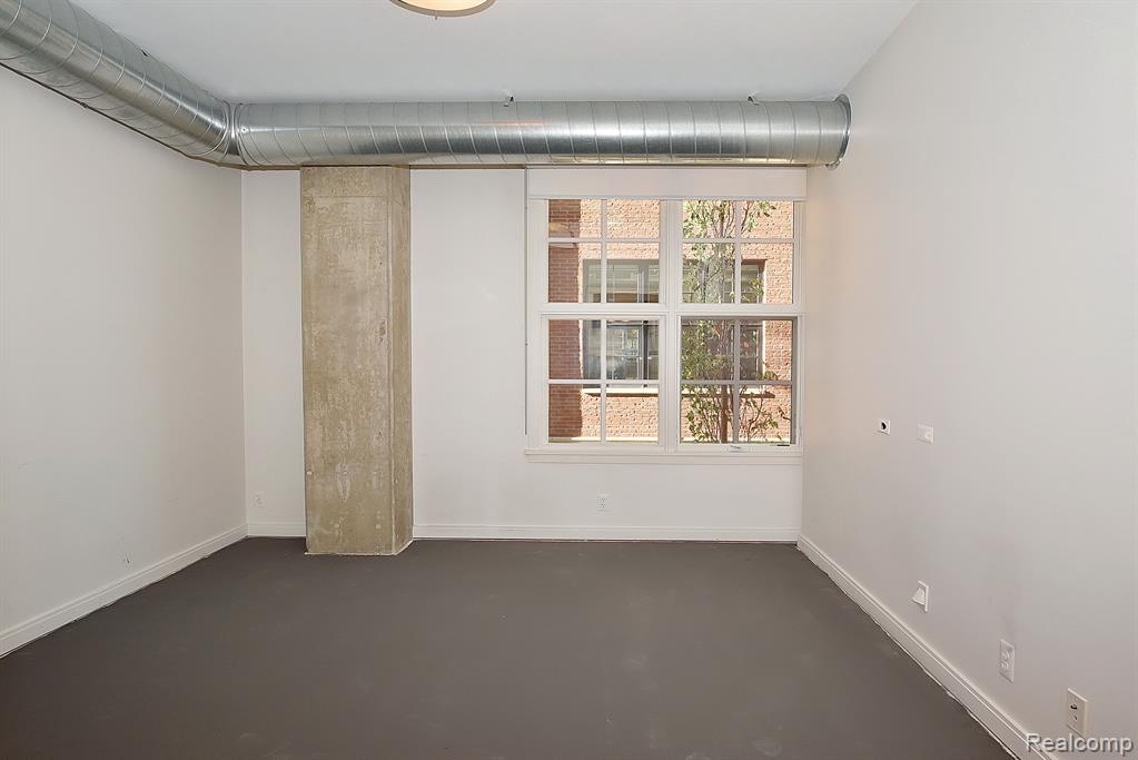 2051 Villa Road, Unit 206 Birmingham, MI 48009 - Photo 24 of 39