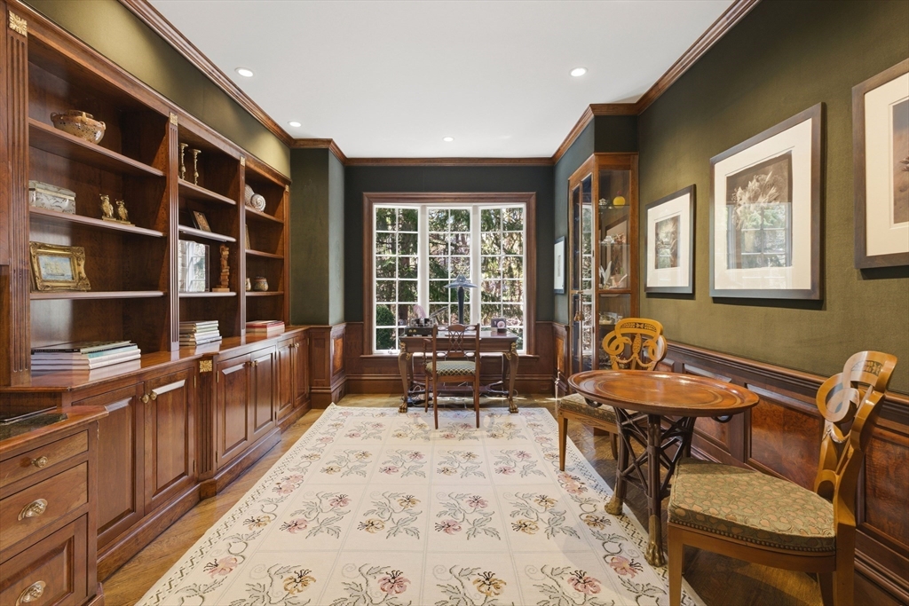 98 Bridle Trail Road Needham, MA 02492 - Photo 9 of 37