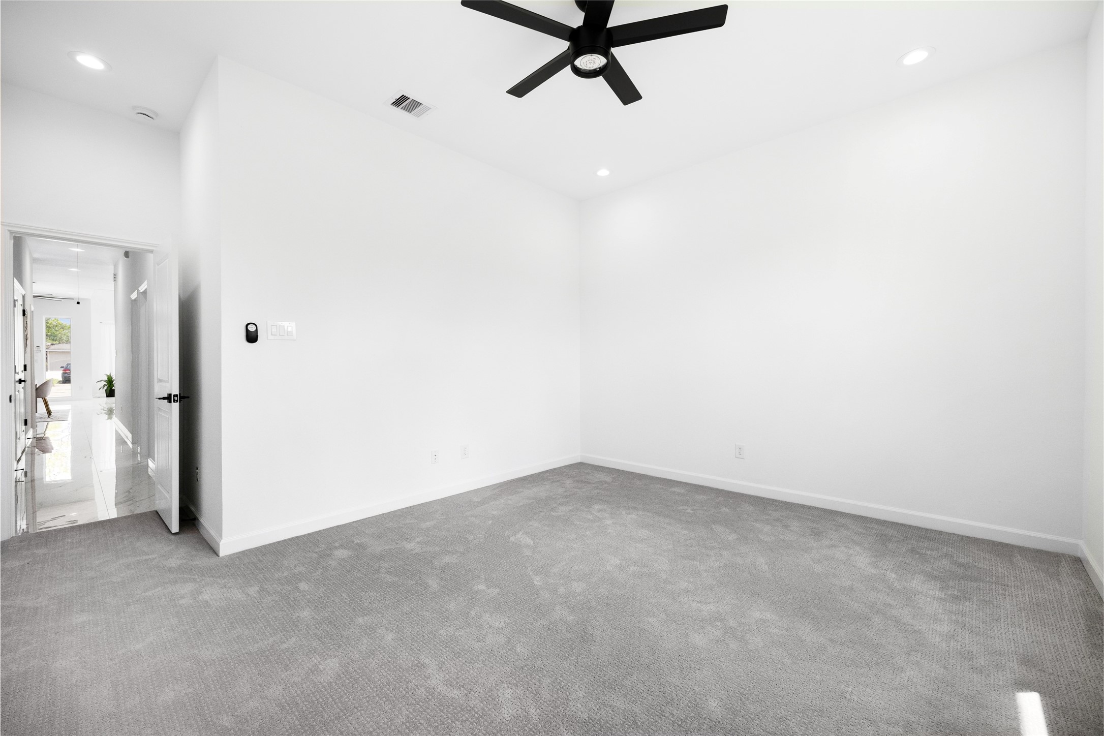 6314 Crest Street Houston, TX 77033 - Photo 15 of 24