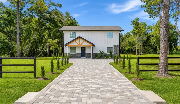 $598,999 | 31848 Hedgerow Drive, Wesley Chapel, FL 33543