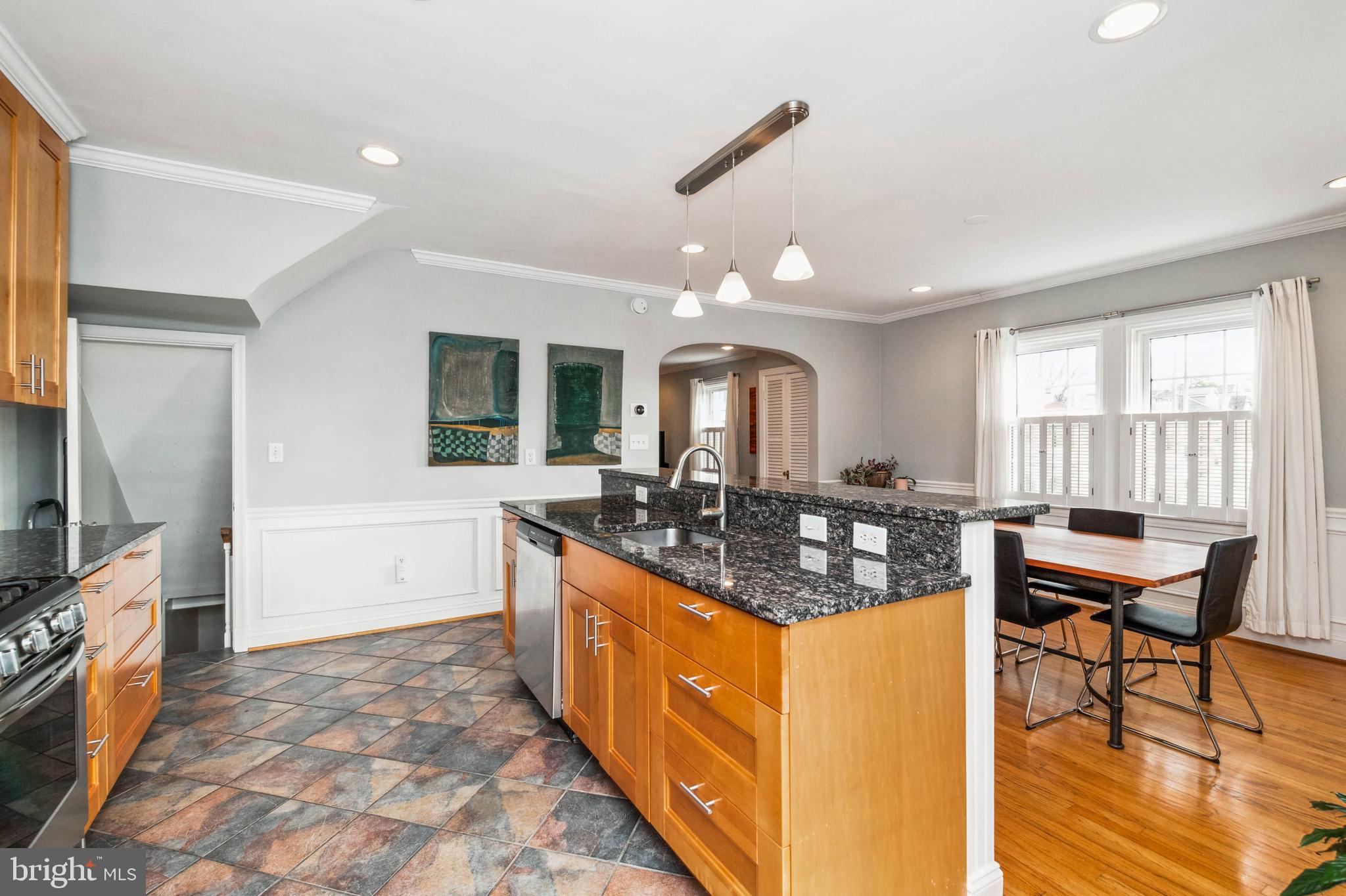 427 Murdock Road Baltimore, MD 21212 - Photo 11 of 37