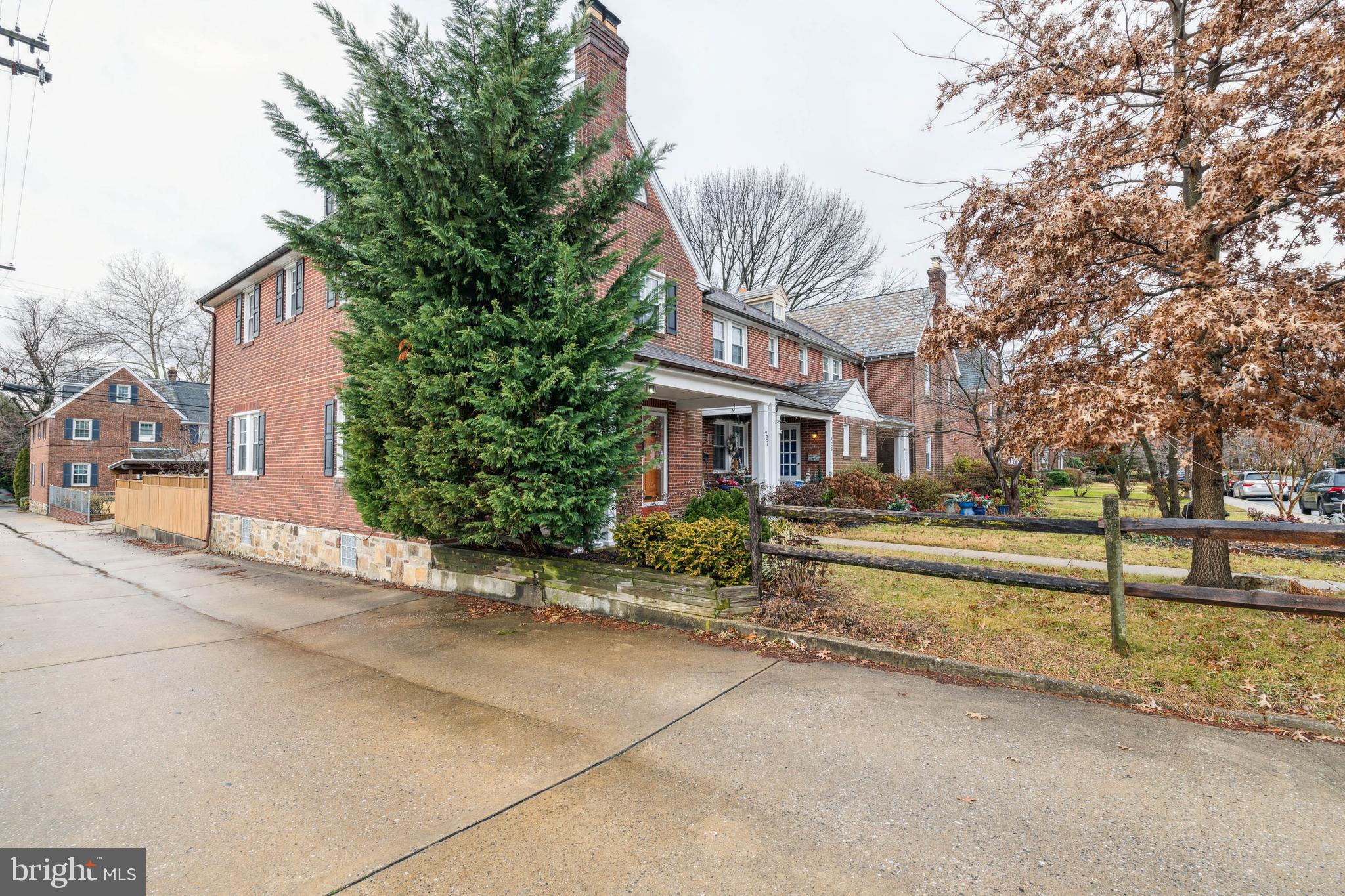 427 Murdock Road Baltimore, MD 21212 - Photo 3 of 37