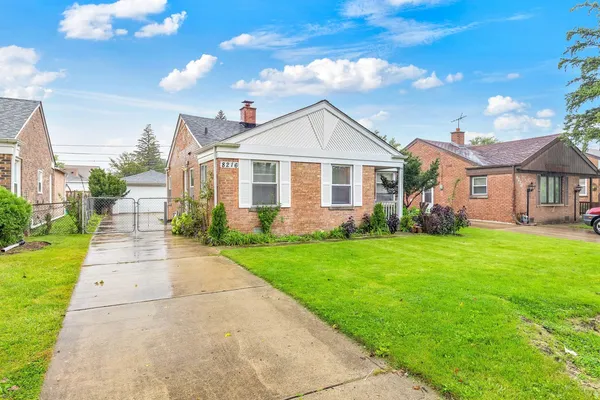 $320,000 | 8216 North Caldwell Avenue, Niles, IL 60714