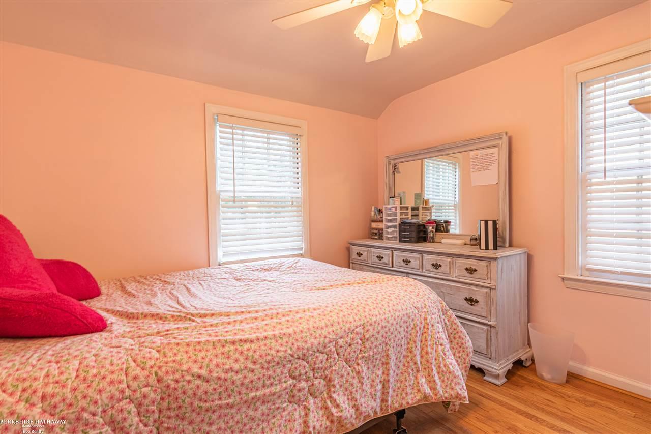 269 Ridgemont Road Grosse Pointe, MI 48236 - Photo 26 of 31 50009049-25.JPG