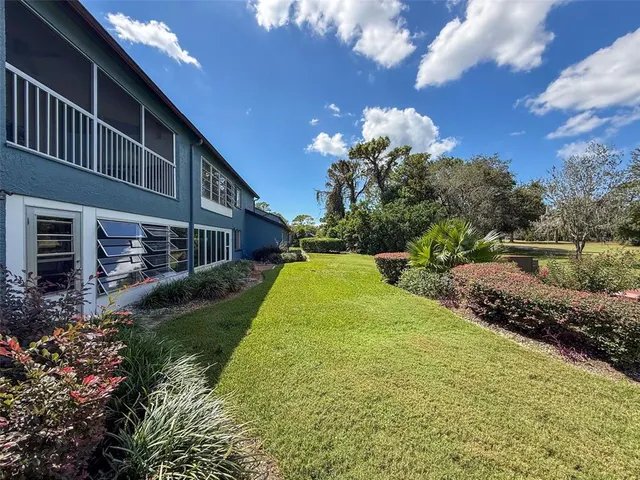 a view of a tennis court