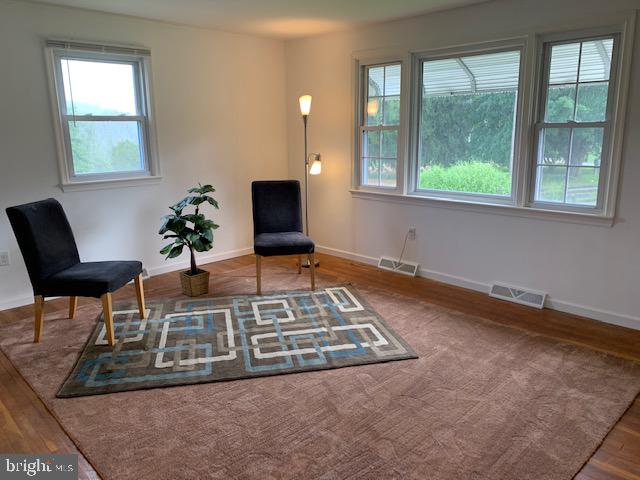 1 Christman Road Reading, PA 19606 - Photo 7 of 41 Living Room