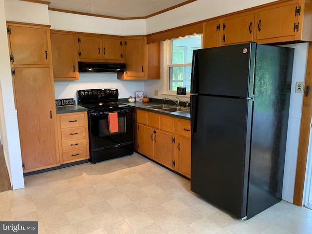 1 Christman Road Reading, PA 19606 - Photo 10 of 41 Country kitchen