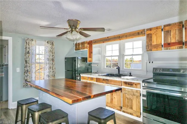 $168,500 | 3400 Austin Traphill Road, Elkin, NC 28621