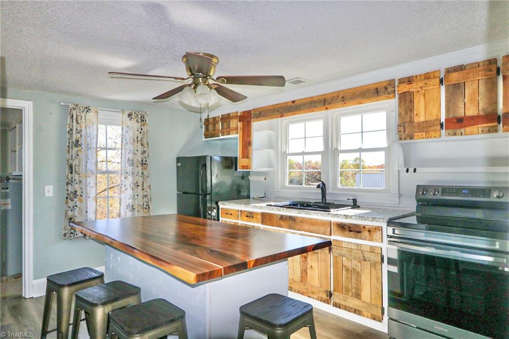 3400 Austin Traphill Road Elkin, NC 28621 - Photo 8 of 35 Gallery Image 8